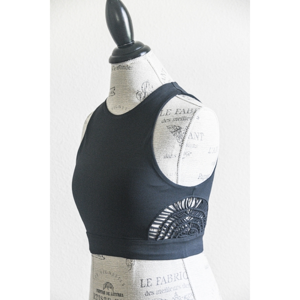 Carbon38 Ubud Crop Bra - Picture 3 of 6